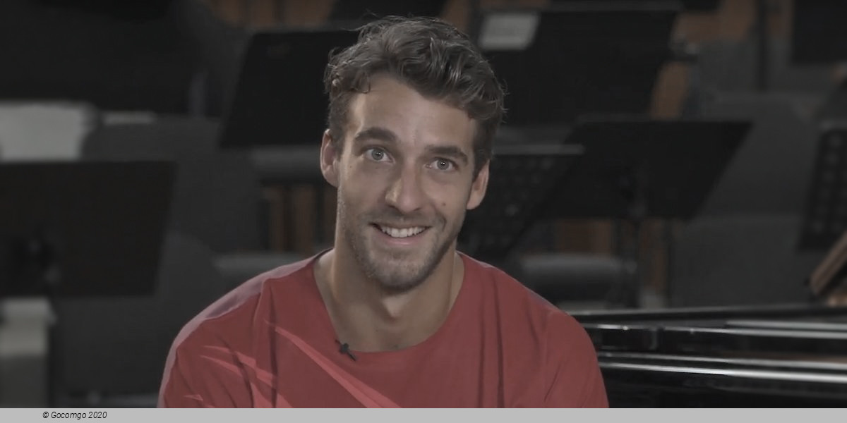 Viotti Conducts Scheherazade, photo 1