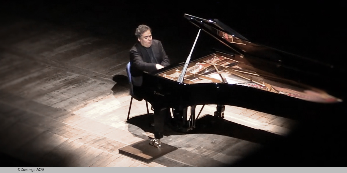 Arcadi Volodos piano, photo 1