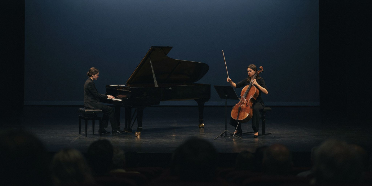 GBSR Duo Perform Sarah Davachi, photo 1