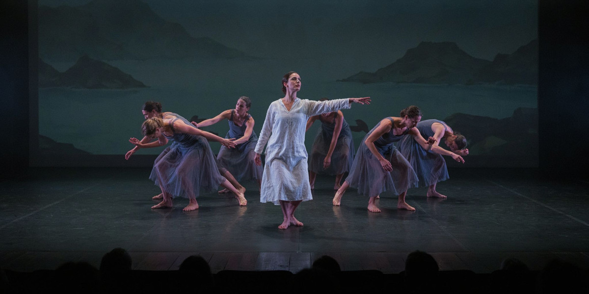 Islands – Shimmering Production, photo 1