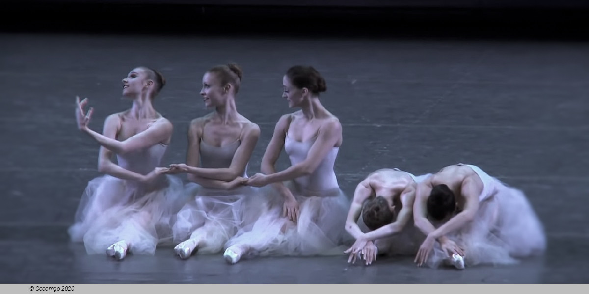 Scene 2 from the ballet "Serenade", photo 4