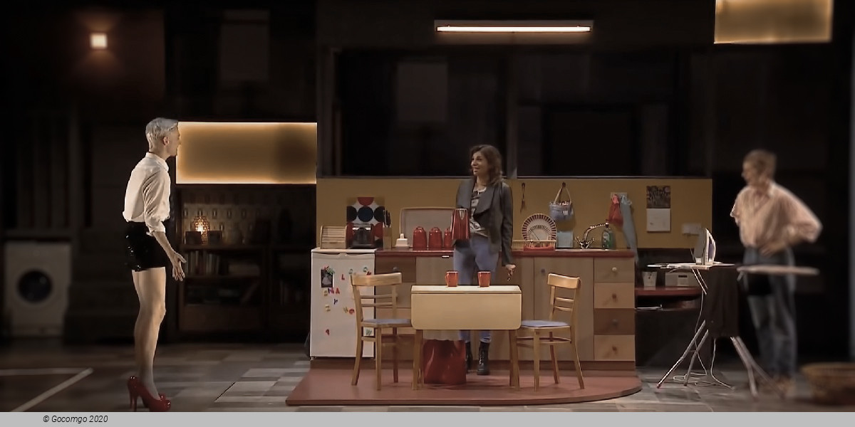 Scene 5 from the musical "Everybody’s Talking About Jamie", photo 5